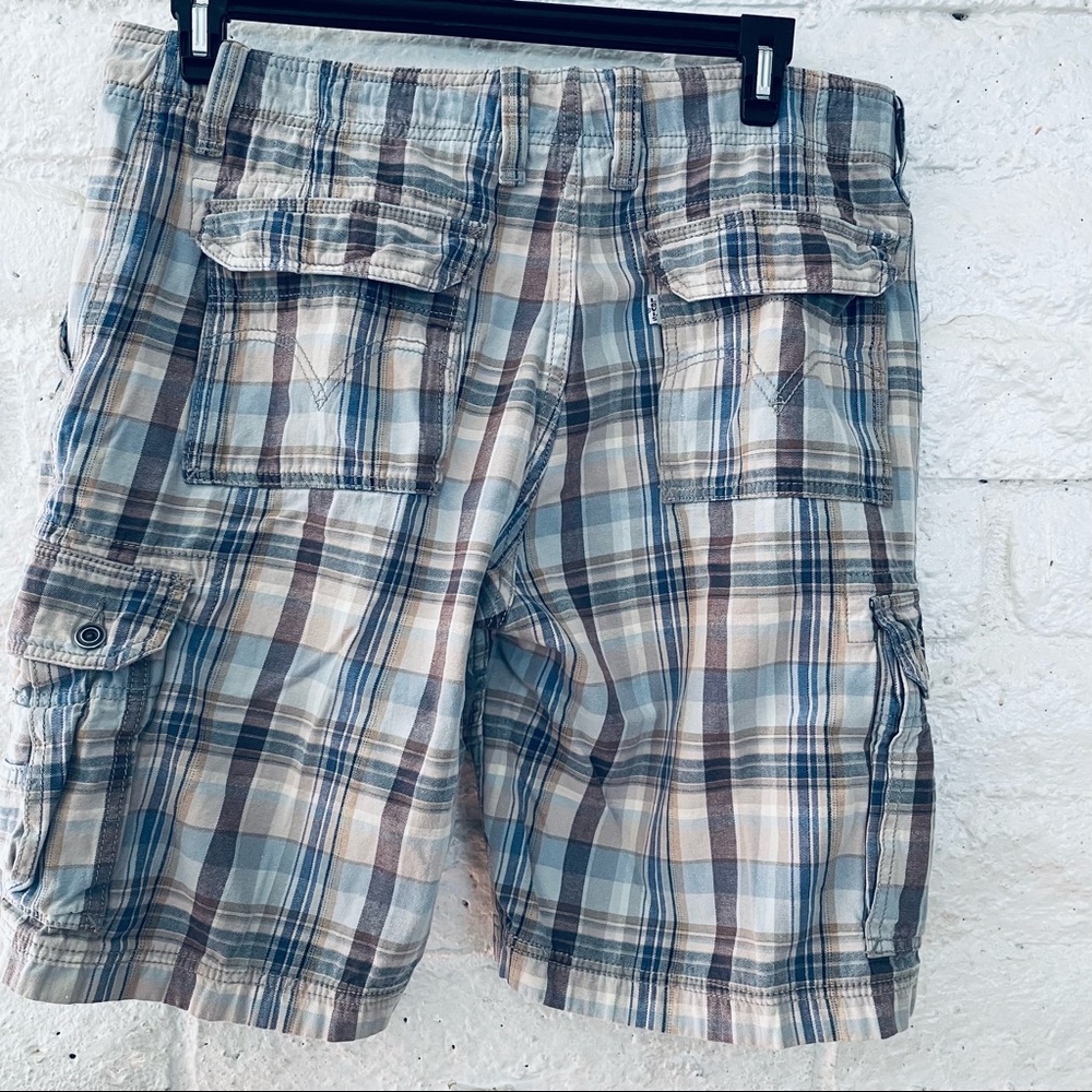 MENS LEVIS CARGO SHORTS Size 36 Multicolor Good Condition - Picture 3 of 10
